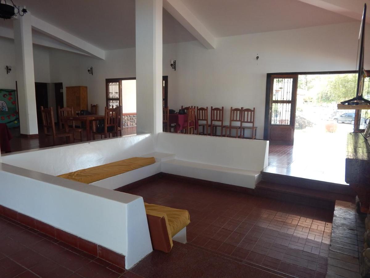 Hosteria Municipal De Angastaco Hotel Bagian luar foto