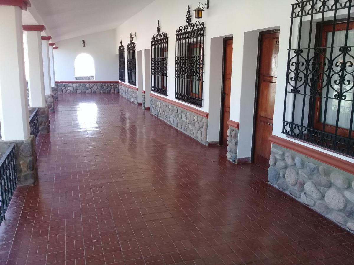Hosteria Municipal De Angastaco Hotel Bagian luar foto