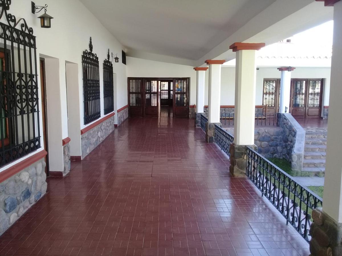 Hosteria Municipal De Angastaco Hotel Bagian luar foto