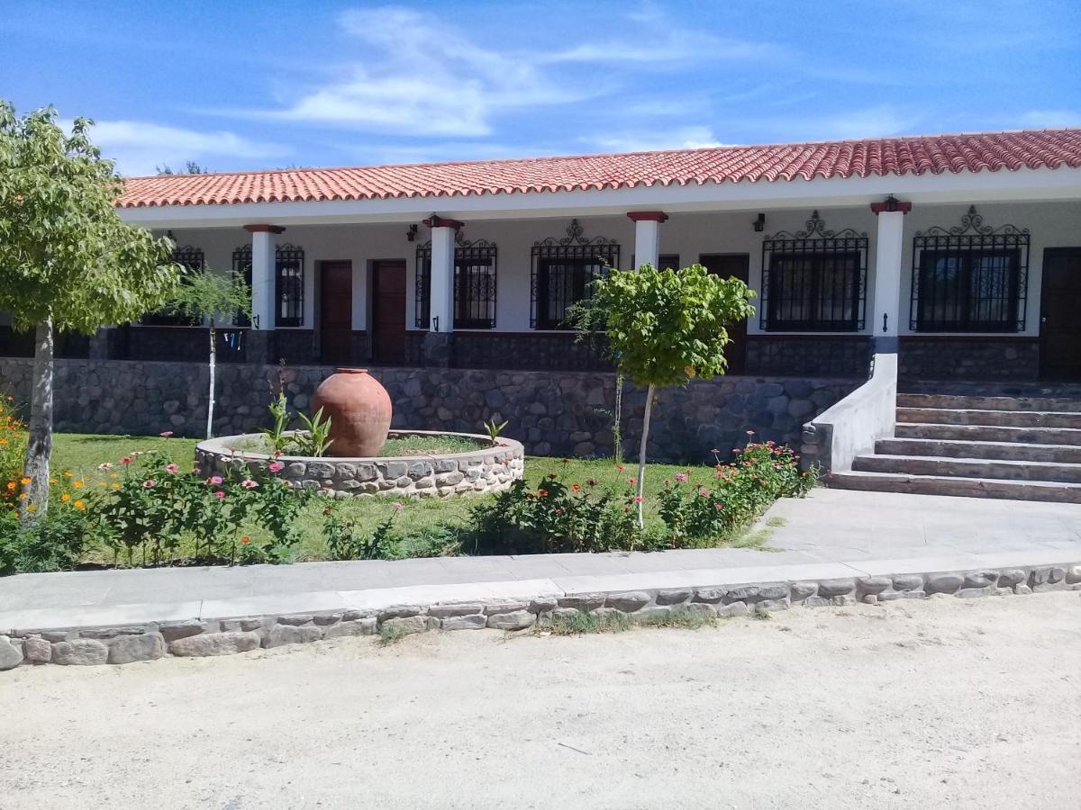 Hosteria Municipal De Angastaco Hotel Bagian luar foto