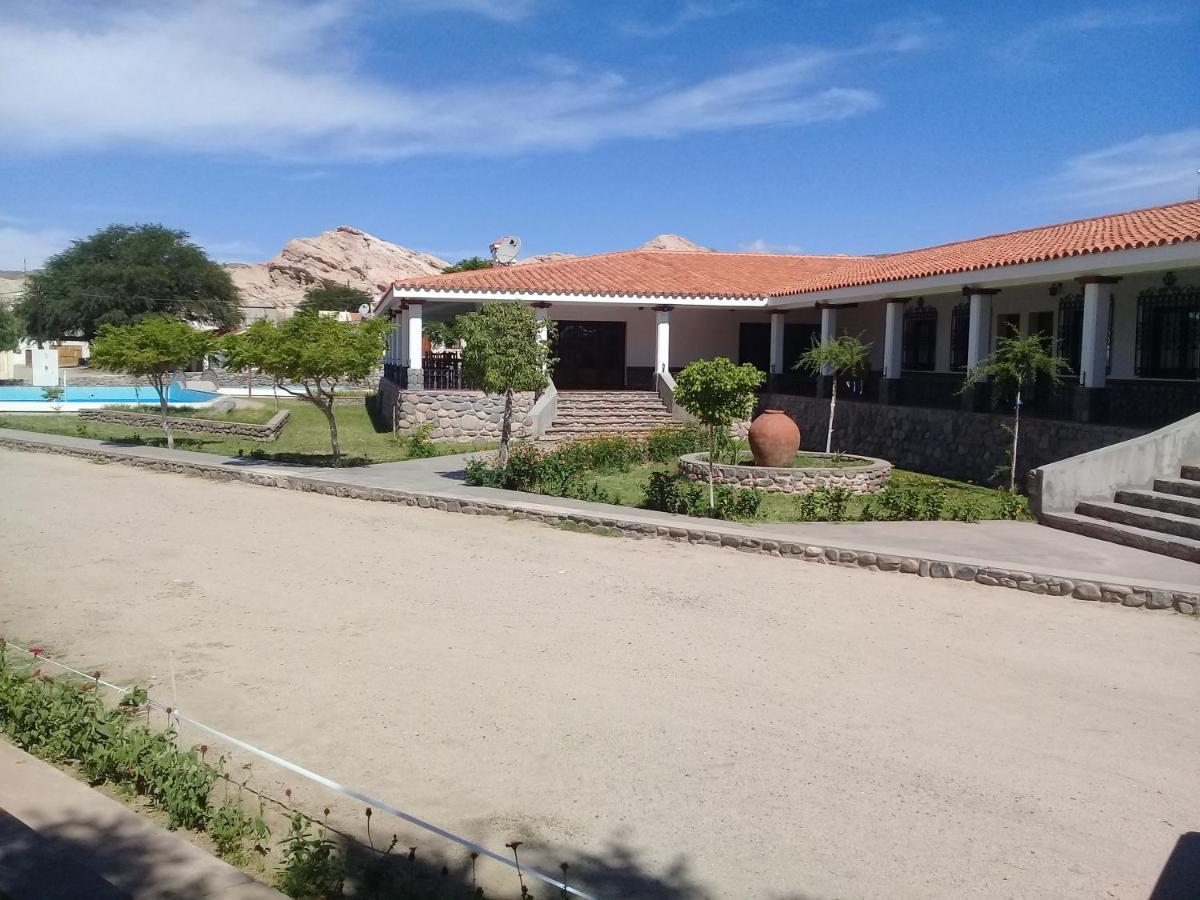 Hosteria Municipal De Angastaco Hotel Bagian luar foto